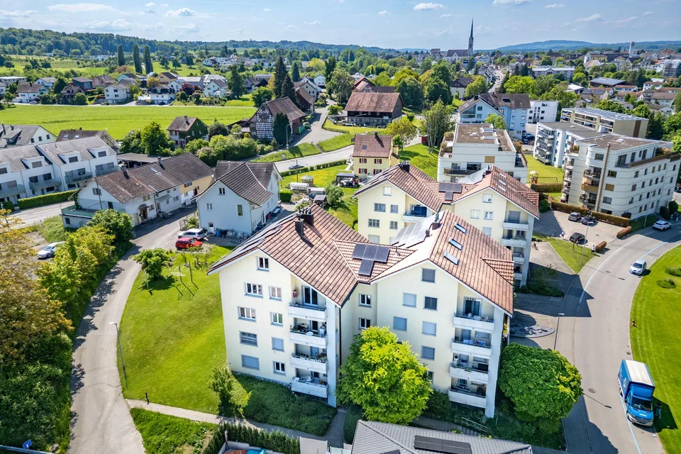 Gemütliches Wohnen mit Cheminée & Blick ins Grüne