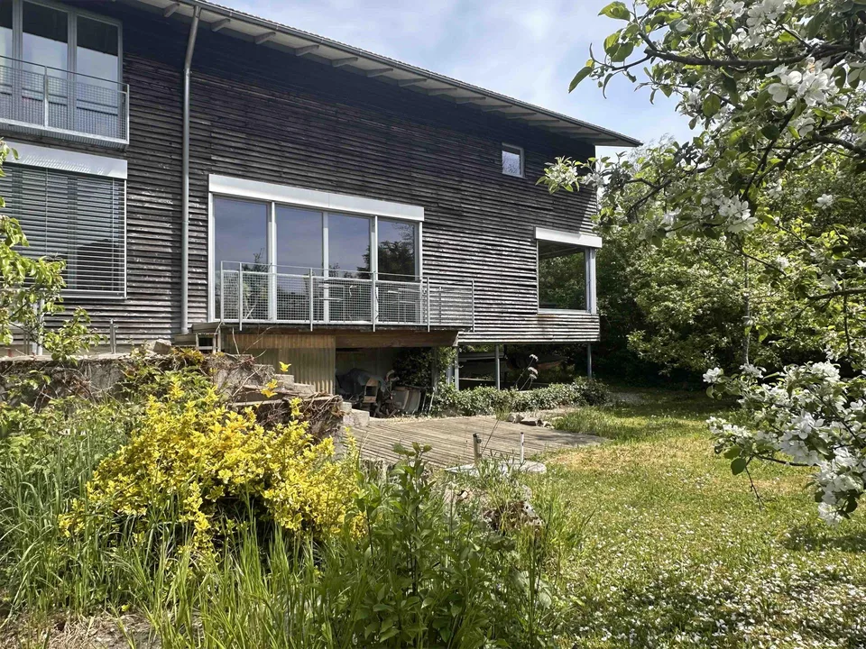 Architektenhaus mit aussergewöhnlicher Wohnqualität in Gempen