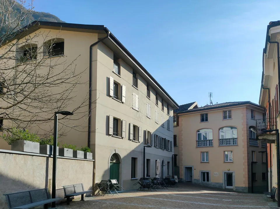 Historische modern sanierte Liegenschaft direkt an der Piazza