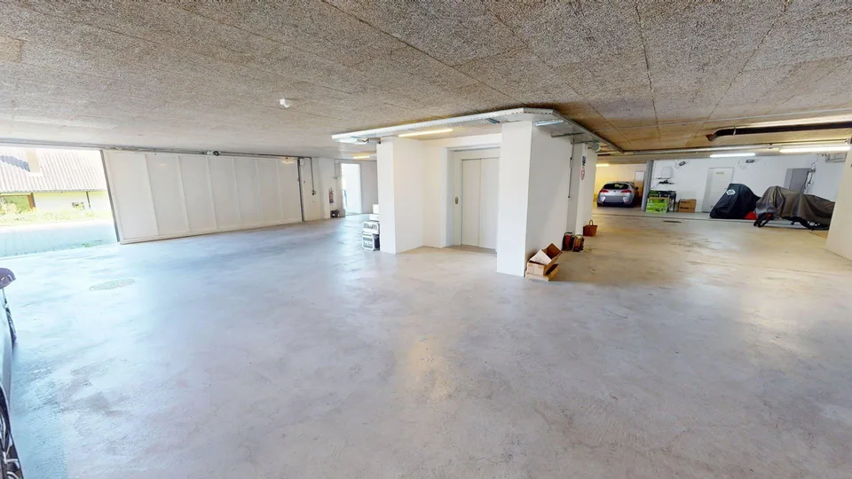 Gewerbeliegenschaft mit Büro, Lager / Produktion und Einstellhalle ... – Foto 27 von 27