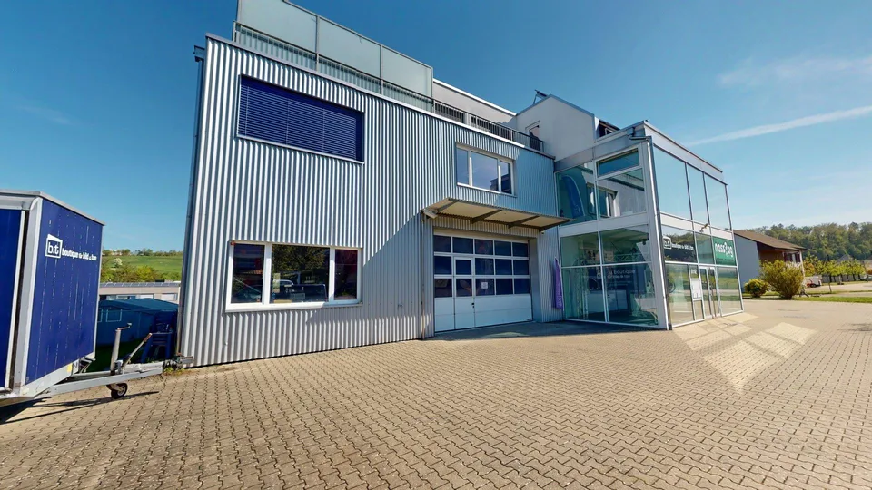Gewerbeliegenschaft mit Büro, Lager / Produktion und Einstellhalle ... – Foto 19 von 27