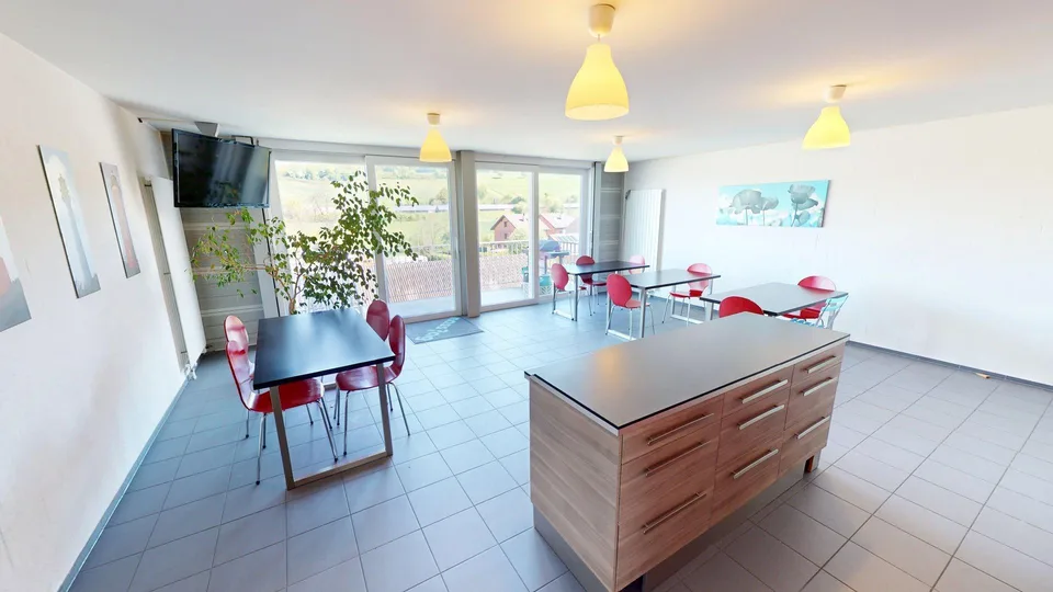 Gewerbeliegenschaft mit Büro, Lager / Produktion und Einstellhalle ... – Foto 17 von 27