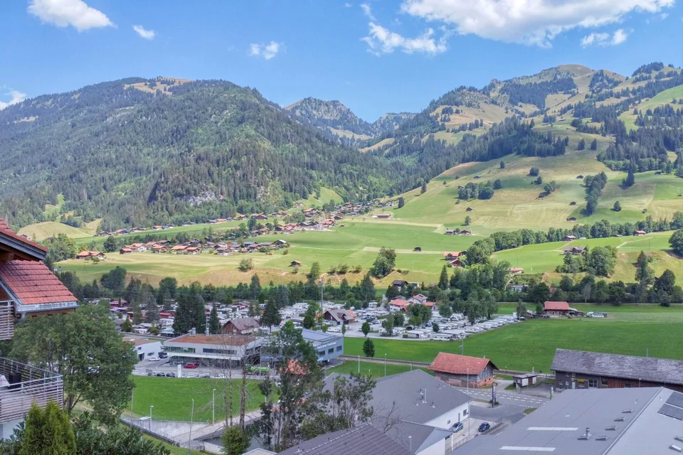 Neubau 5½ bis 6½ Zimmer Einfamilienhaus an aussichtsreicher Hanglage