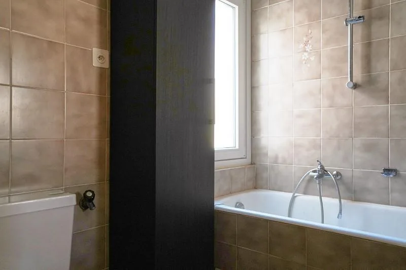 7-Zimmer-Haus an zentraler Lage / casa di 7 locali centrale – photo 17 sur 30