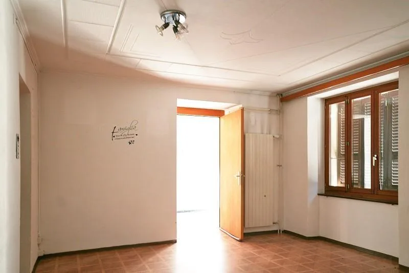 7-Zimmer-Haus an zentraler Lage / casa di 7 locali centrale – photo 6 sur 30