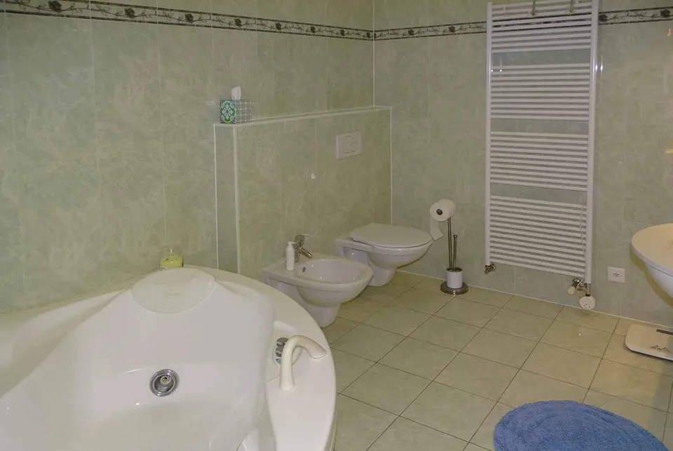 GRAZIOSO 2.5 LOCALI IN RESIDENZA DI PRESTIGIO A MAROGGIA – foto 8 di 11