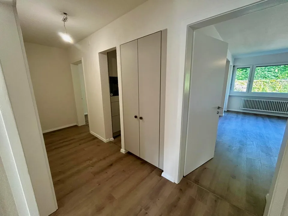 Erstbezug nach Kernsanierung: 3.5-Zimmer-Wohnung mit neuer V-ZUG Küche – foto 7 di 11