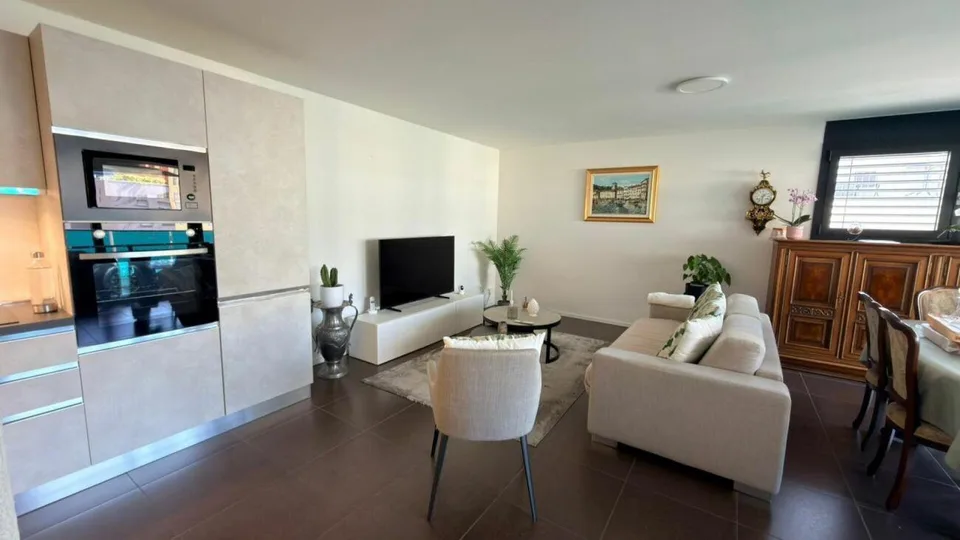 LOCARNO - moderne 3 1/2 Zi-Wohnung nähe Piazza Grande und See