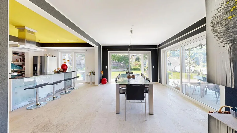Modernes 6.5-Zimmer-Einfamilienhaus mit Lift und Doppelgarage