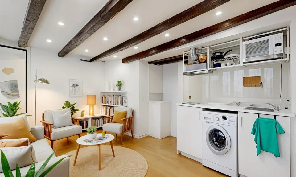 Triplex de 4.5p + Studio indépendant : Investissement Idéal à Aubonne