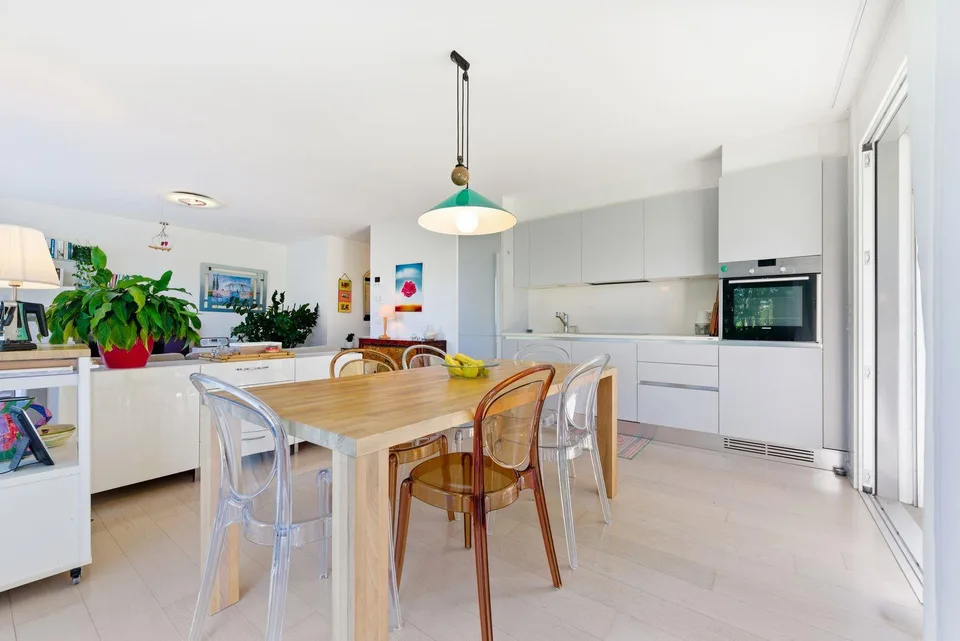 Moderno e accogliente con grande giardino privato | Modern and welc...