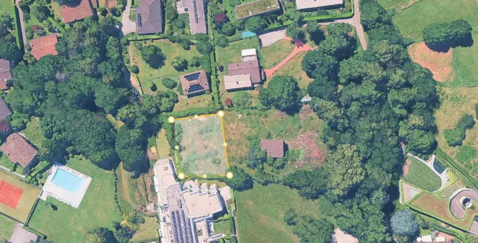 Terreno edificabile con progetto approvato