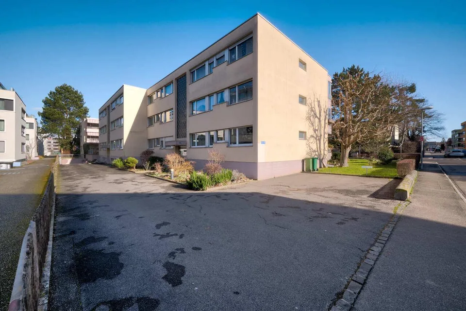 Charmante 3.5-Zimmer Eigentumswohnung - genial zentral in Allschwil