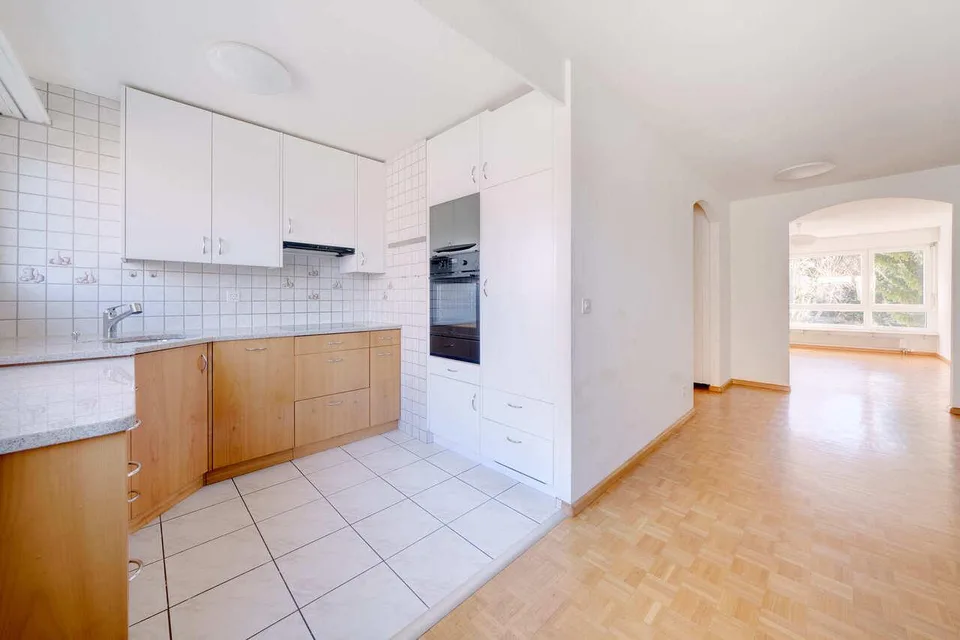 Charmante 3.5-Zimmer Eigentumswohnung - genial zentral in Allschwil