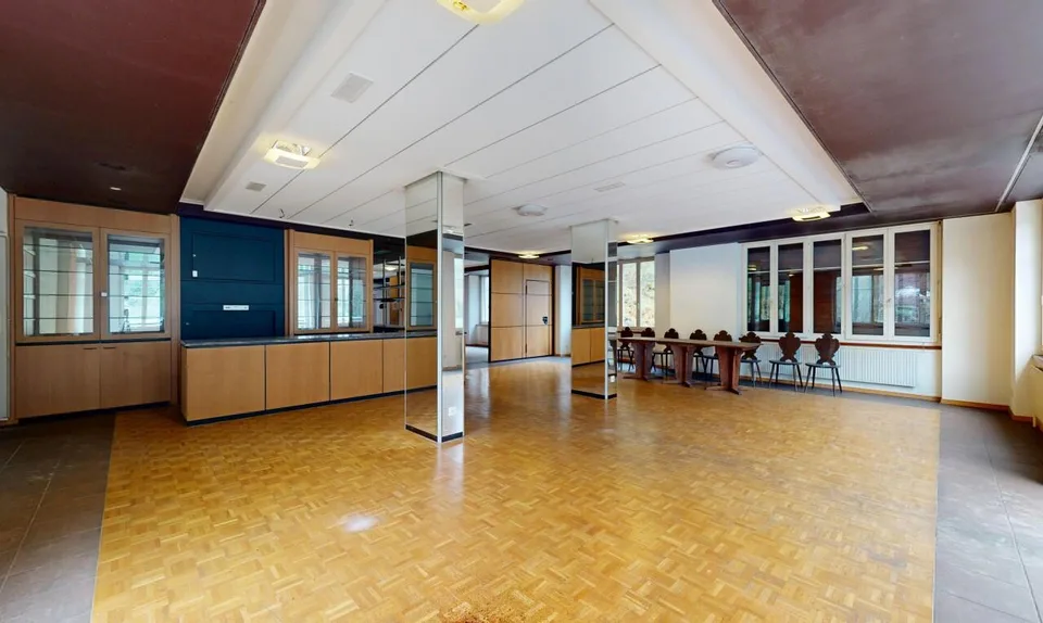 OPPORTUNITÉ RARE : RÉVEILLEZ LA LÉGENDE DE LA MAISON MONSIEUR