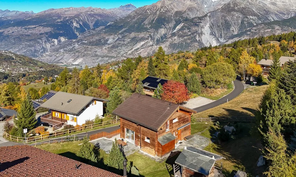 Magnifique chalet avec vue panoramique à Bürchen