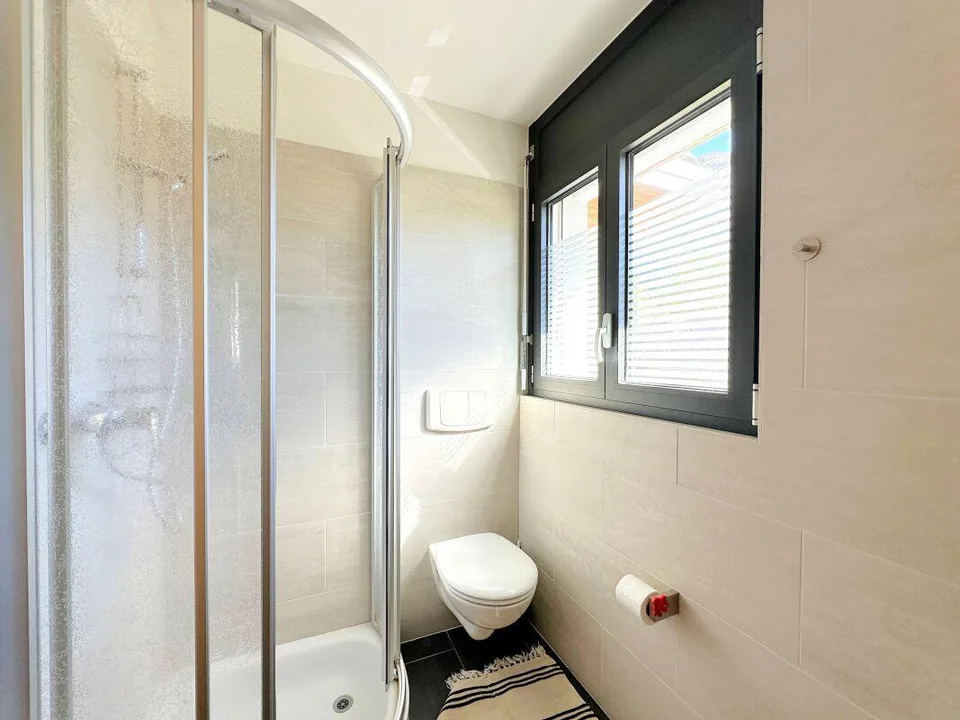 Casa unifamiliare di alto standing con sauna, piscina interna e asc... – Foto 7 von 15