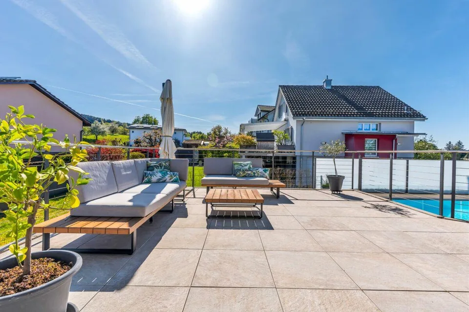 Viel Platz zum Leben: 8.5-Zimmer-Einfamilienhaus in Bernhardzell