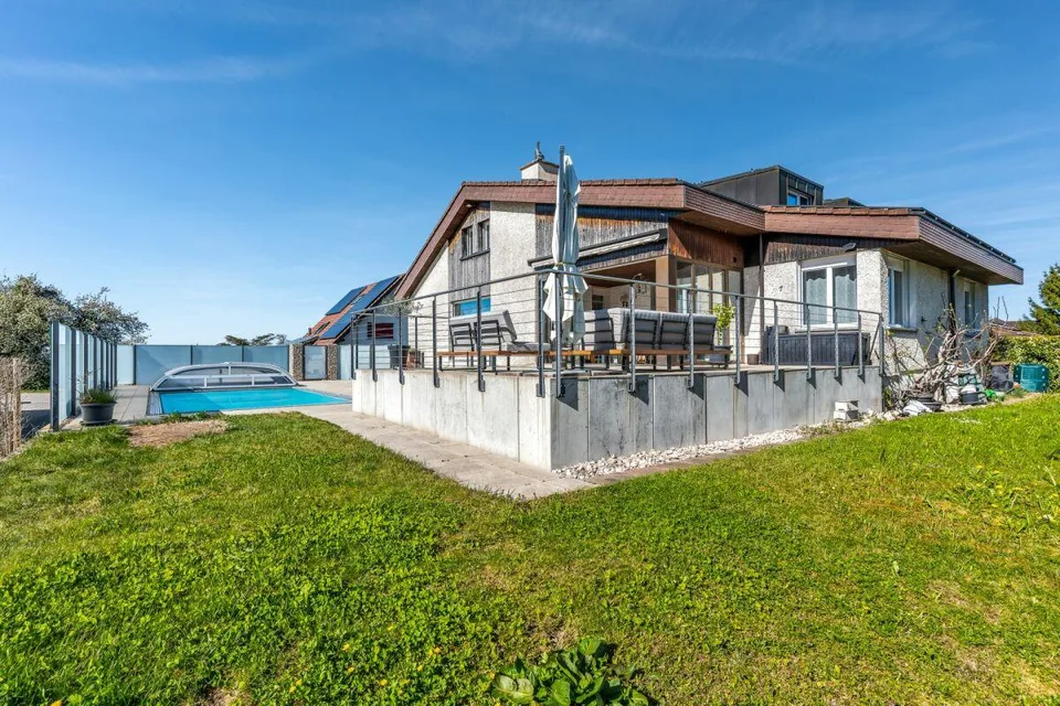 Viel Platz zum Leben: 8.5-Zimmer-Einfamilienhaus in Bernhardzell – photo 19 sur 20