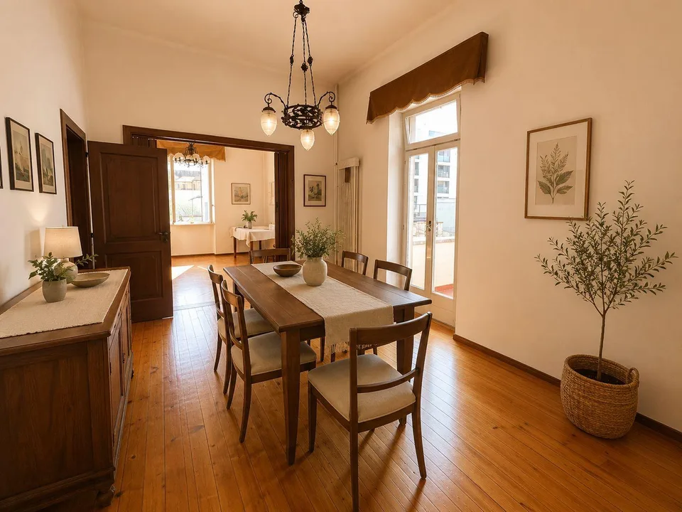 Ampia casa unifamiliare con giardino in tranquilla zona residenzial...