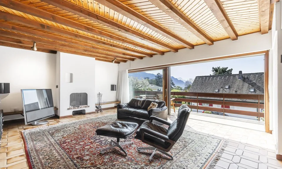 Exklusiv: große Villa mit 5 Schlafzimmern und Pool