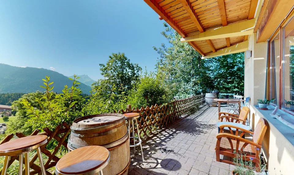 Leysin - High-end chalet with two apartments – photo 11 of 13