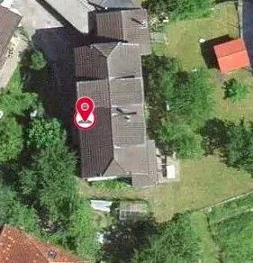 *Maison de deux appartements*