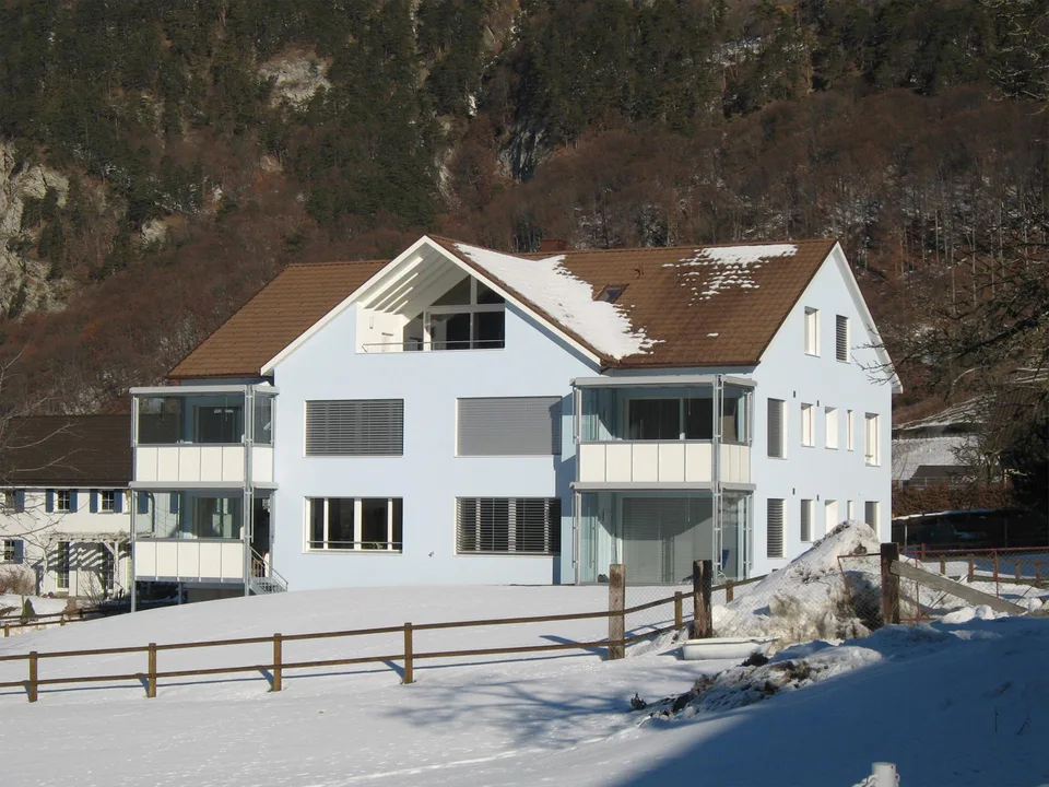 Fläsch / Moderne 4 1/2 - Zimmerwohnung