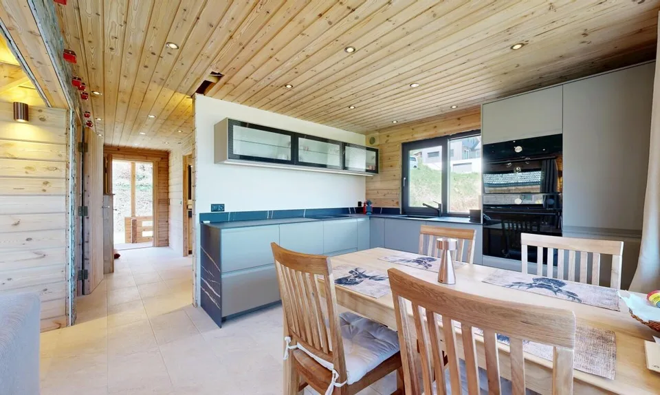 Exklusiv: Wunderschön renoviertes und sorgfältig eingerichtetes Chalet