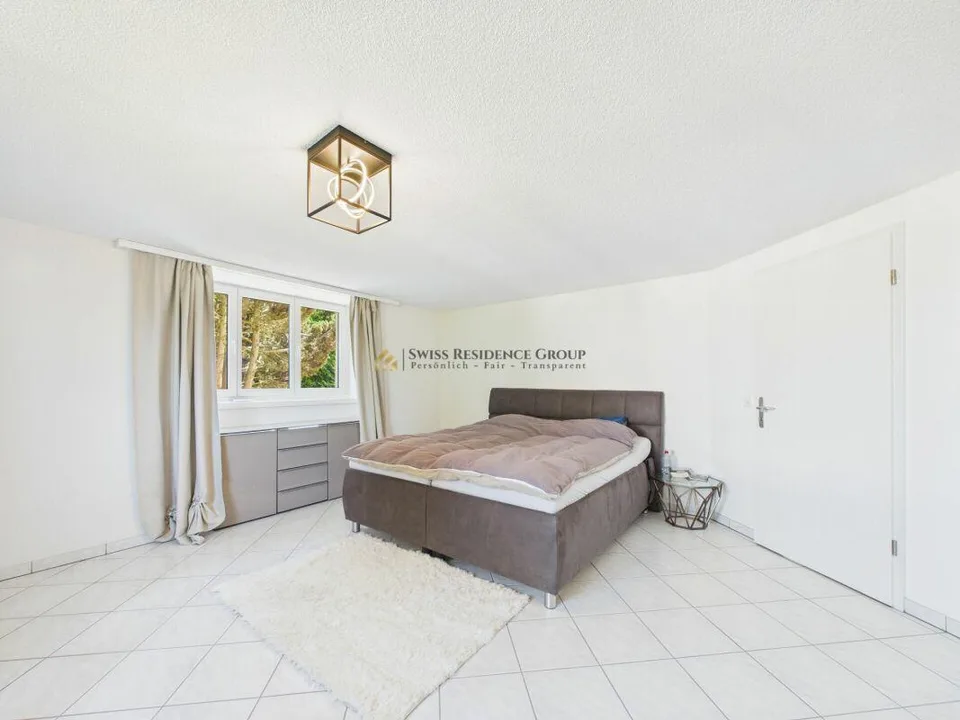 Wohnen wie im eigenen Haus - 4.5-Zimmer-Wohnung mit sonnigem Garten