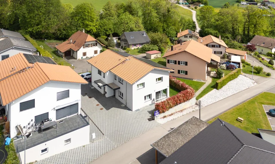 Villa luminosa e moderna nel cuore di Ursy