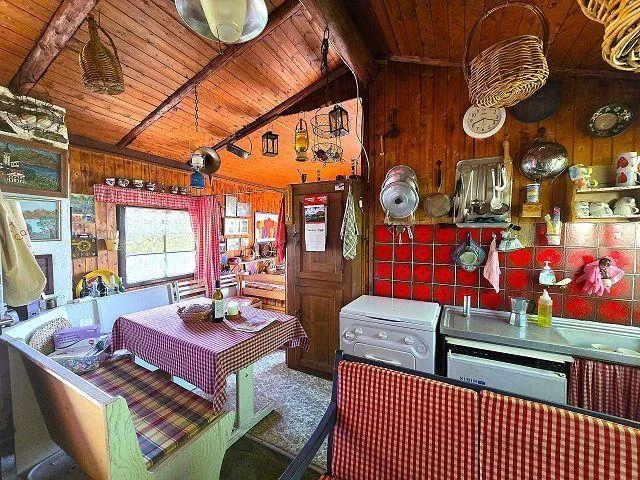 kleines Rustico an sehr ruhiger, sonniger Alleinlage mit Seesicht /... – Foto 6 von 29