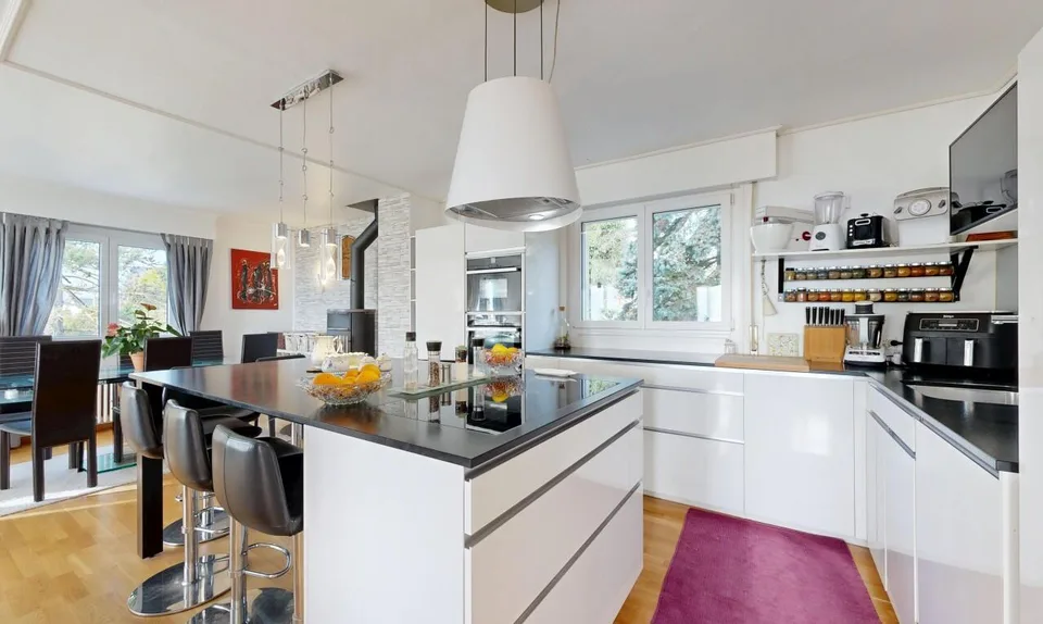 Wohnung mit privatem Garten und Gemeinschaftspool