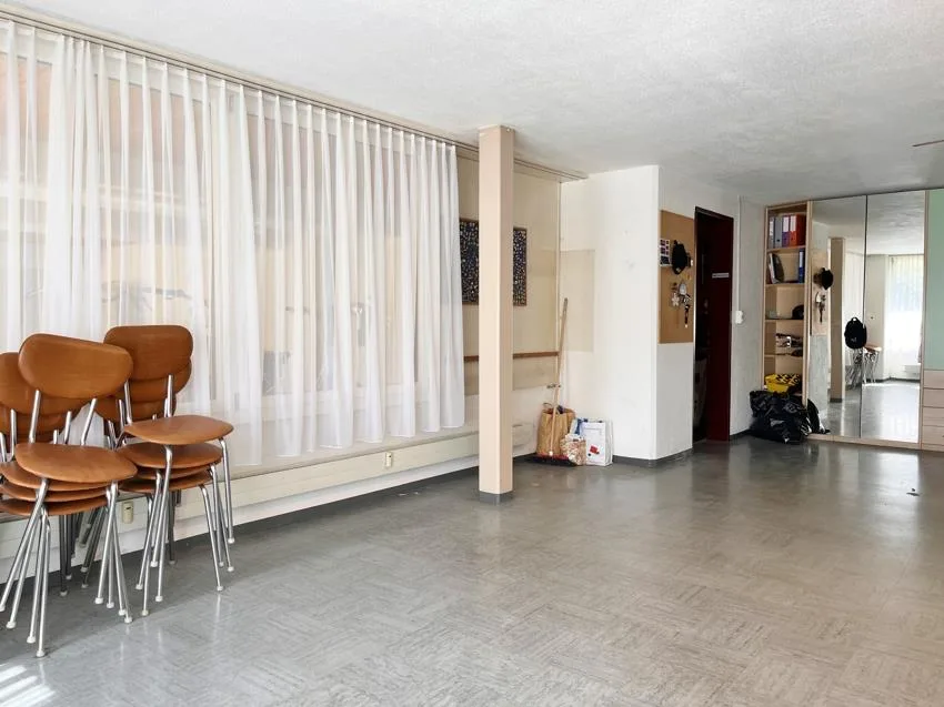 Geräumiges Büro/Gewerberaum für vielseitige Möglichkeiten