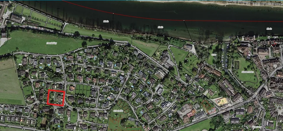 bis 990m2 -Bauland separat abtrennbar (total 1500m2 inklusive Villa )
