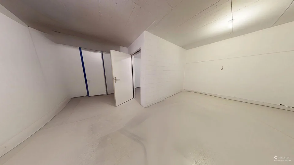 4½ Zimmer/Mittelhaus – für Kenner beinahe im Neuzustand! – photo 25 sur 26