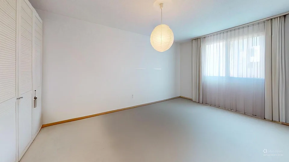 4½ Zimmer/Mittelhaus – für Kenner beinahe im Neuzustand! – photo 10 sur 26