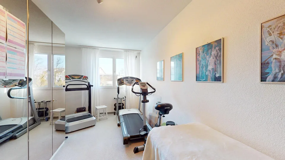 4½ Zimmer/Mittelhaus – für Kenner beinahe im Neuzustand! – photo 14 sur 26