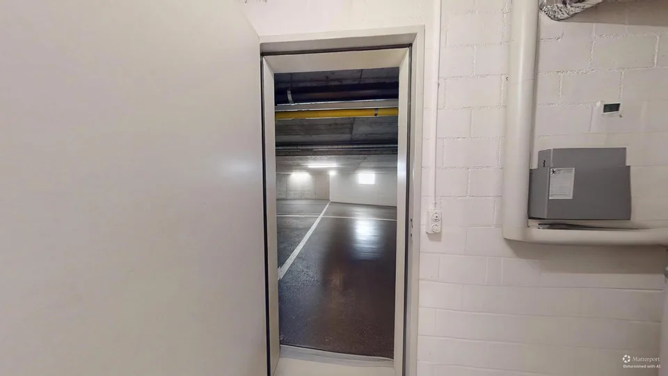 4½ Zimmer/Mittelhaus – für Kenner beinahe im Neuzustand! – photo 23 sur 26