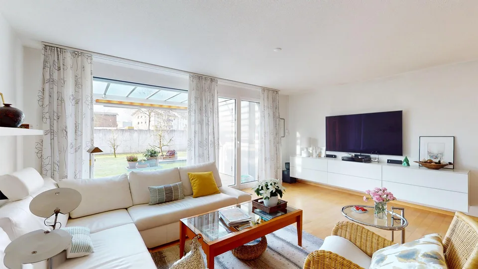 4½ Zimmer/Mittelhaus – für Kenner beinahe  im Neuzustand!