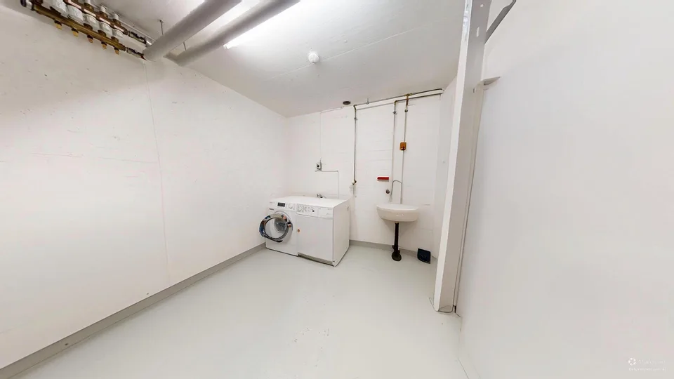 4½ Zimmer/Mittelhaus – für Kenner beinahe im Neuzustand! – photo 22 sur 26