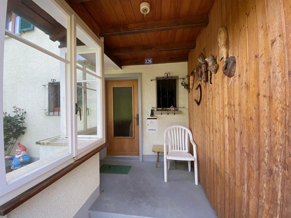 Gepflegtes Einfamilienhaus an Südhanglage in Grindel SO