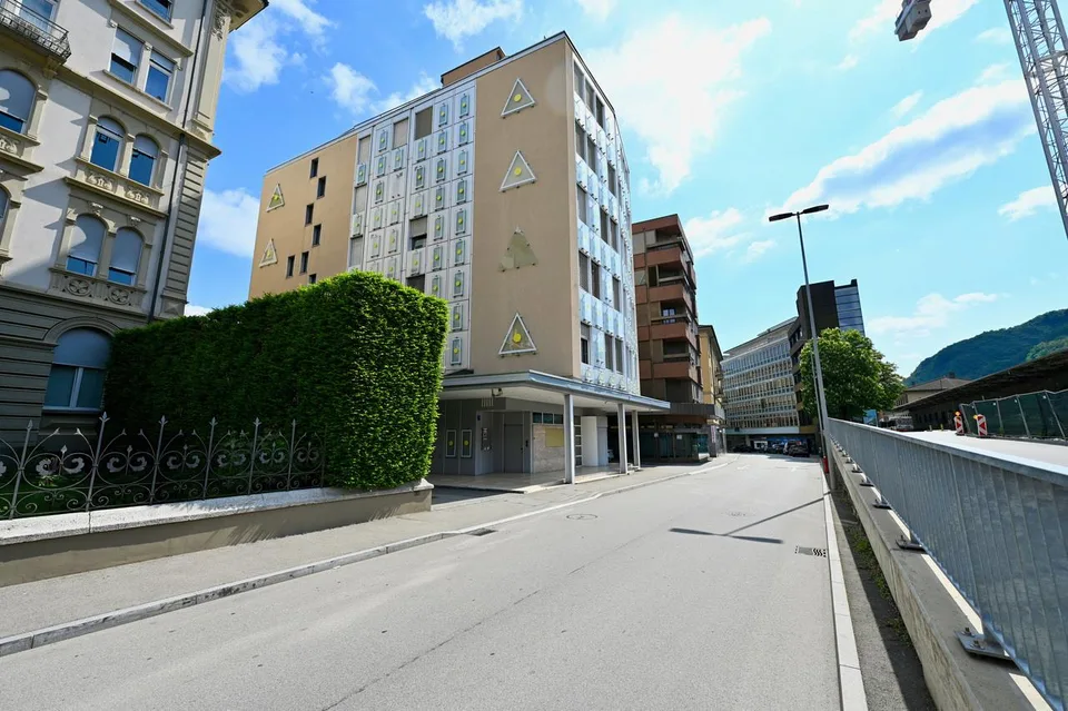 Palazzina a reddito con uffici a Chiasso