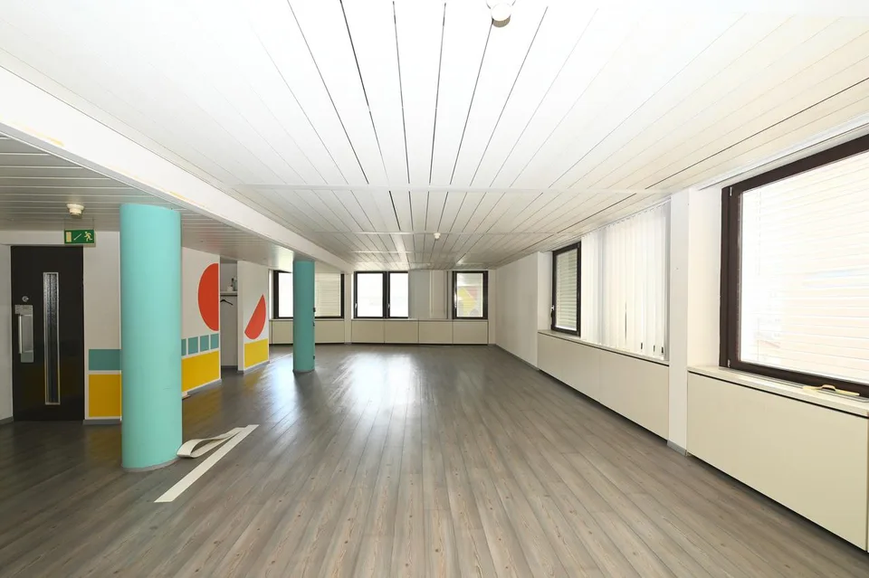 Palazzina a reddito con uffici a Chiasso – Foto 8 von 12
