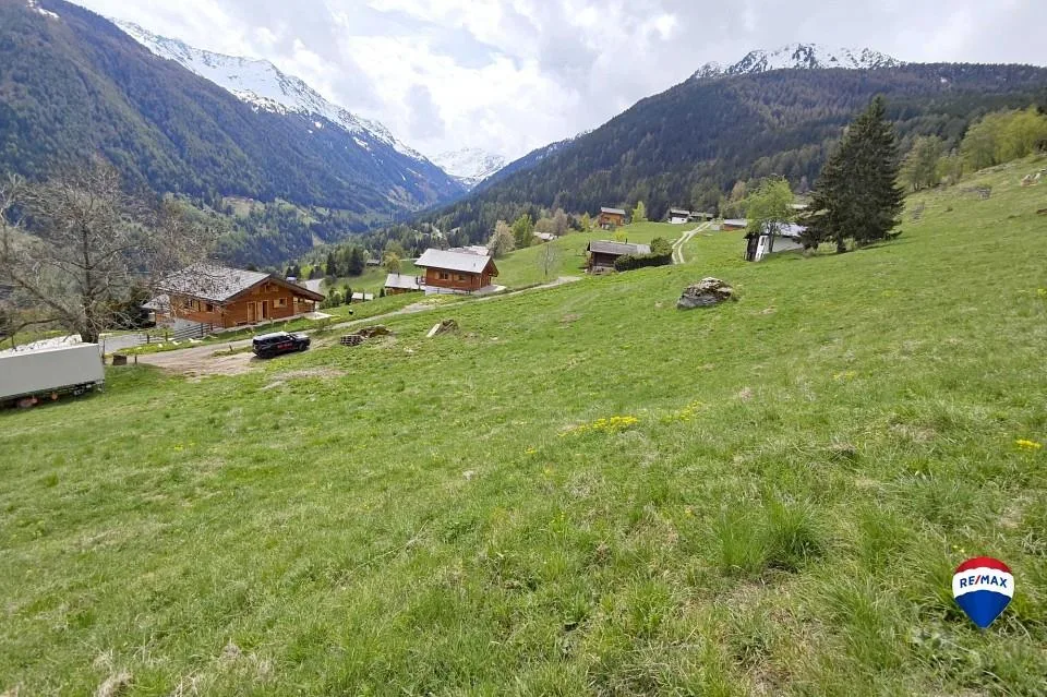 Terrain à bâtir pour 1 à 2 maisons en zone H20 – Foto 8 von 11