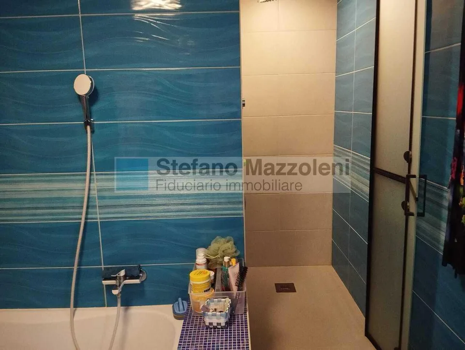 QUARTINO – Vendesi casa accogliente, spaziosa e ben servita