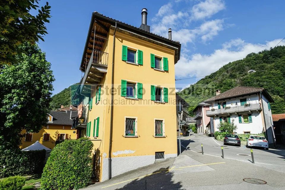 Gorduno- Vendesi Casa ticinese