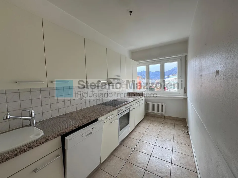LOCARNO - 3 1/2 loc. Residenza Secondaria ultimo piano bella vista