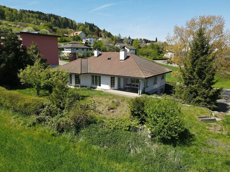 5-Zimmer-Einfamilienhaus mit Garage