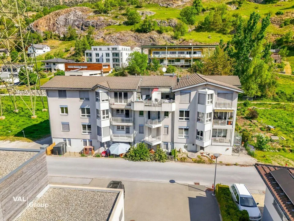 Stilvoll renovierte 4.5-Zimmerwohnung an ruhiger Lage in Raron – Foto 14 von 16